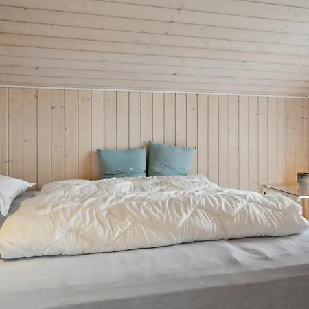 Awesome In Sydals With Kitchen *