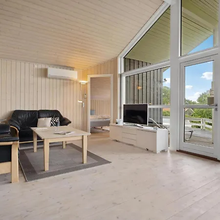 Awesome In Sydals With Kitchen